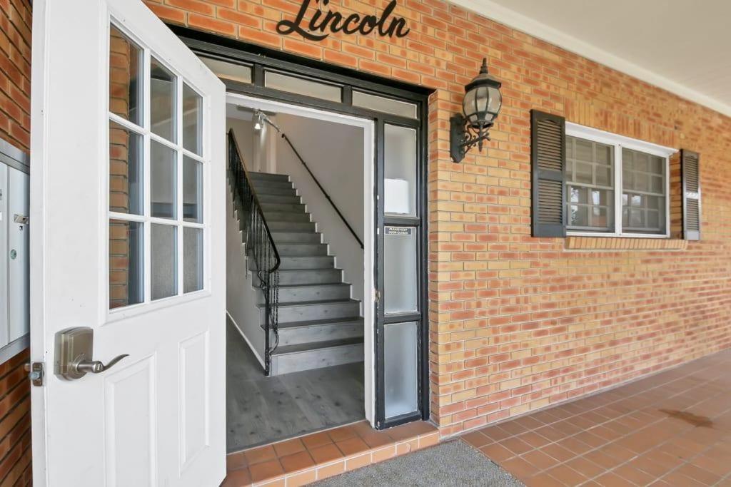 Decorative 1Br With Parking Close To Stores Tampa Exterior photo